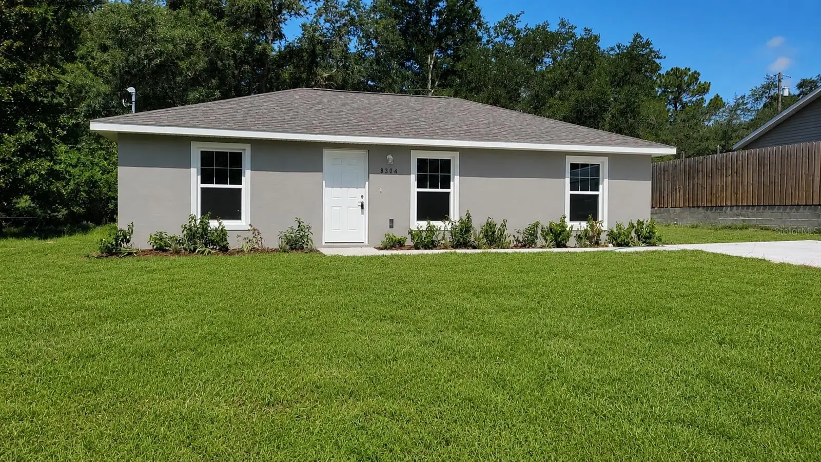 20864 Starling Drive, FL