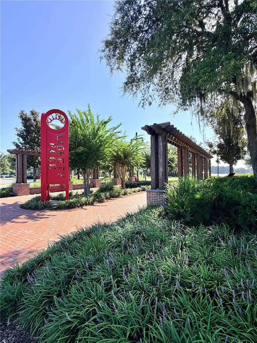 706 Moray Drive, FL