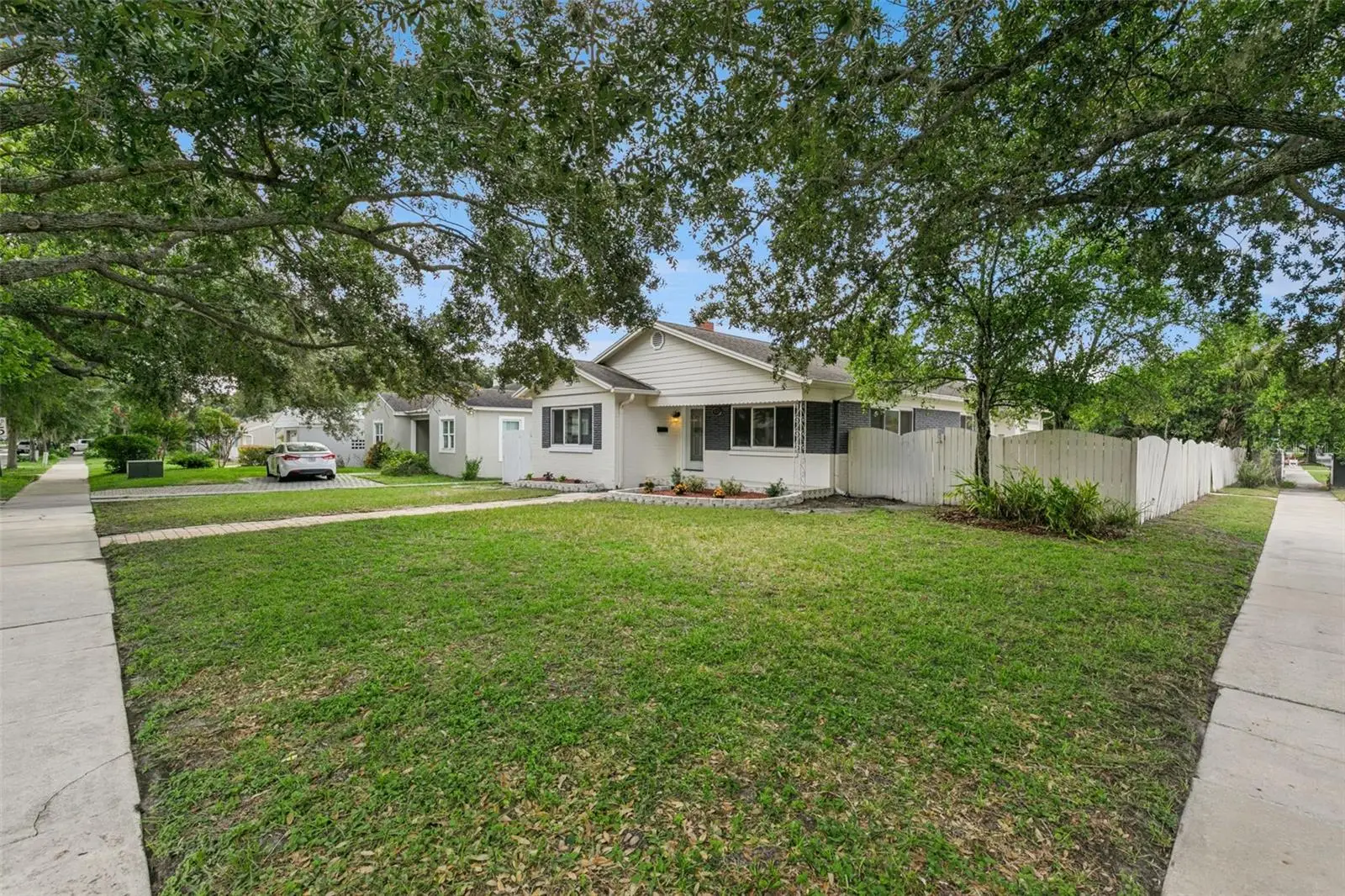 1652 Berkshire Avenue, FL