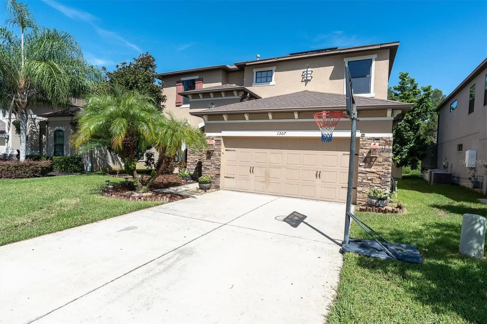 1307 Ketzal Drive, FL