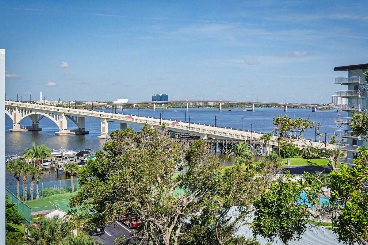 1224 Peninsula Drive, FL