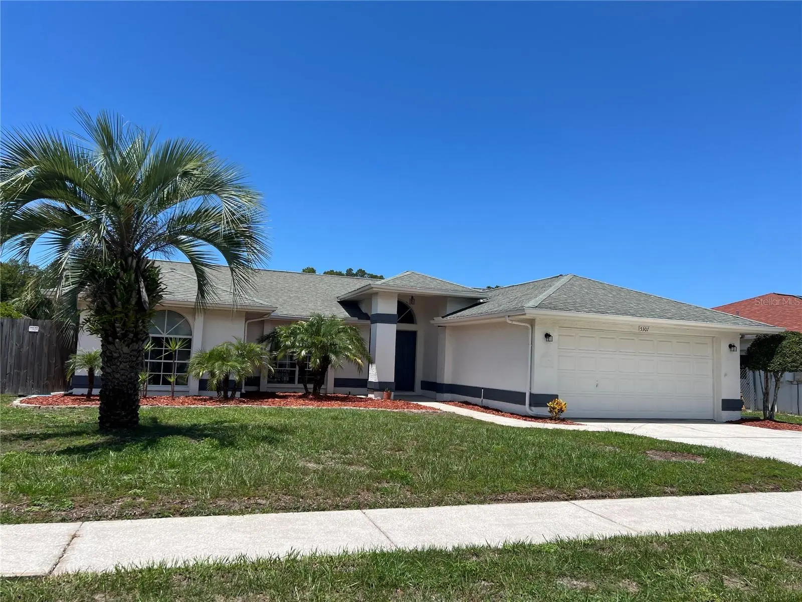 5307 El Cerro Drive, FL