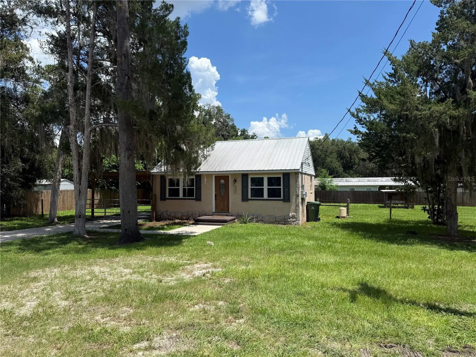 937 County Road 481w, FL