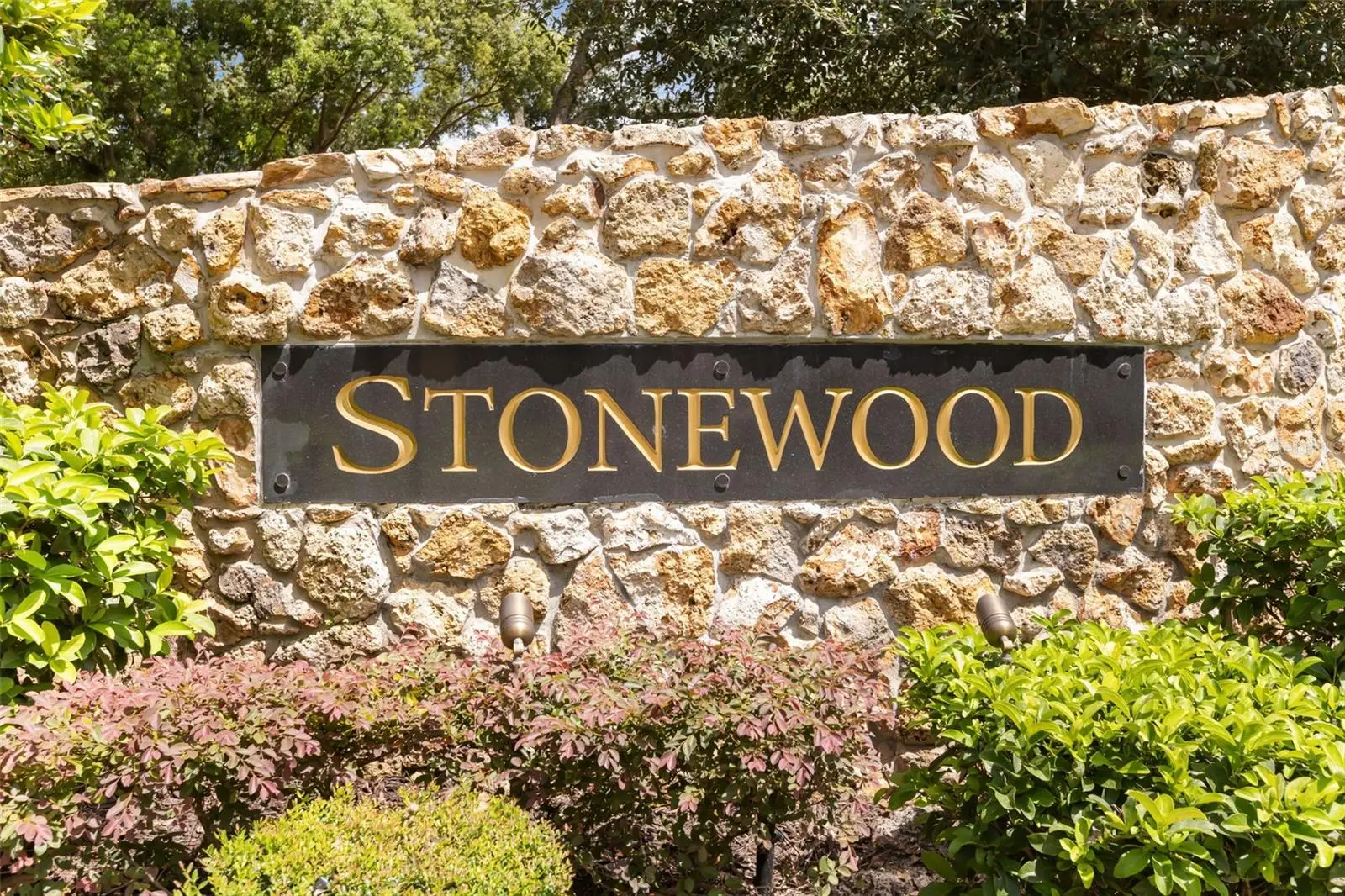 956 Stonewood Lane, FL