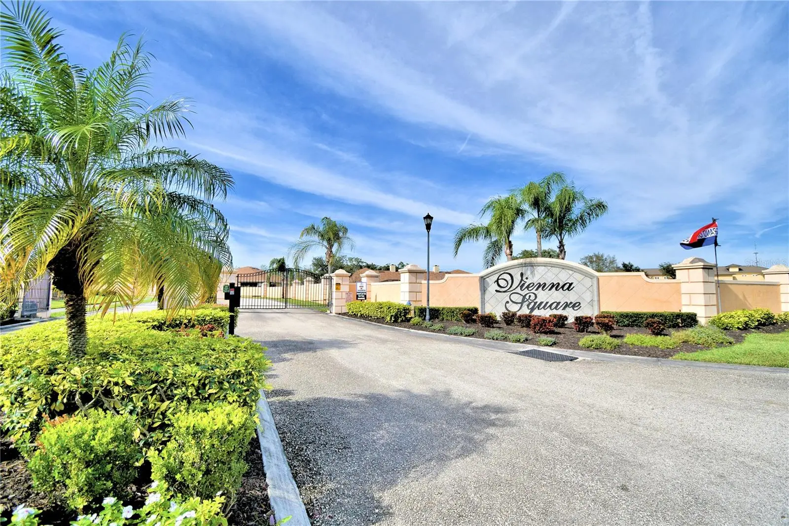 1307 Innsbruck Ct, FL