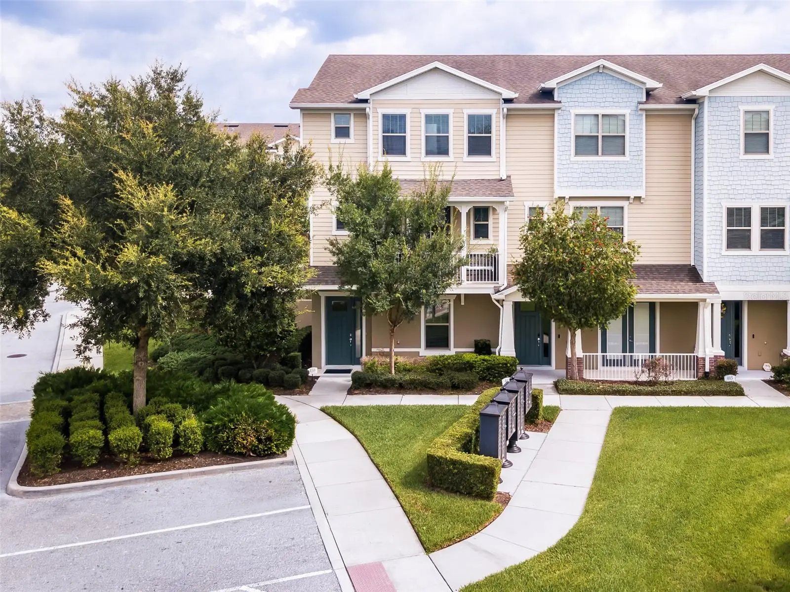 459 Portico Court, FL