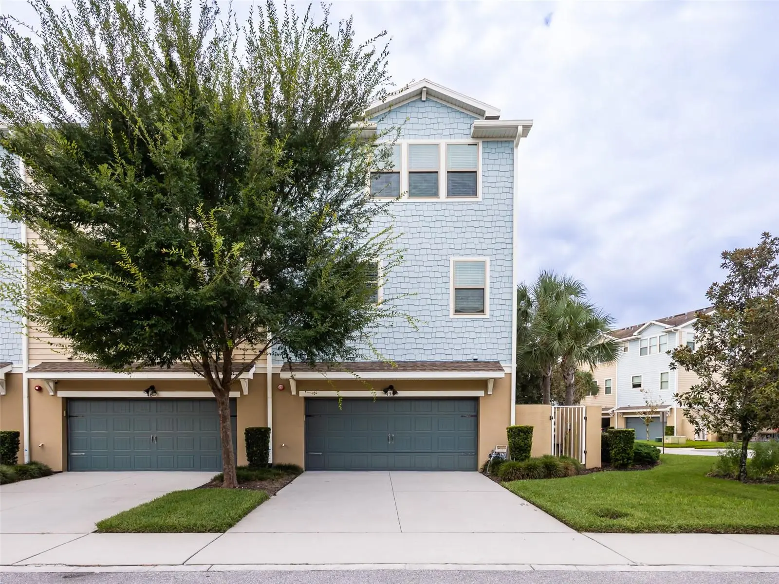 459 Portico Court, FL