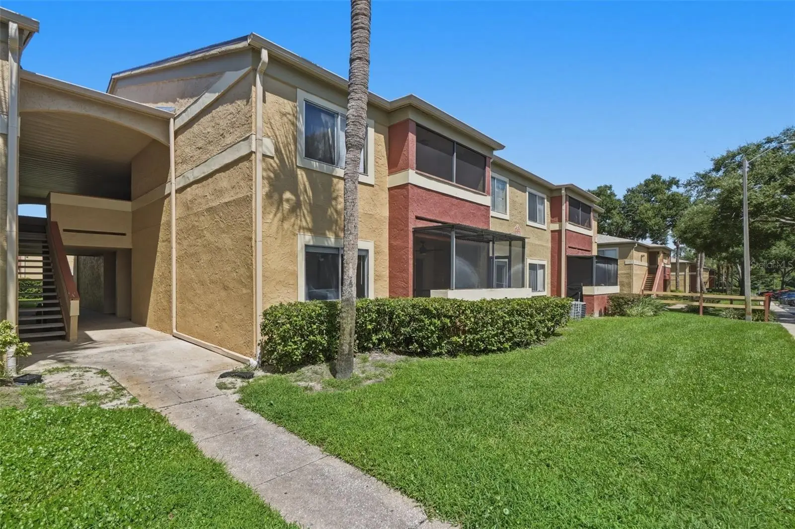 648 Kenwick Circle, FL