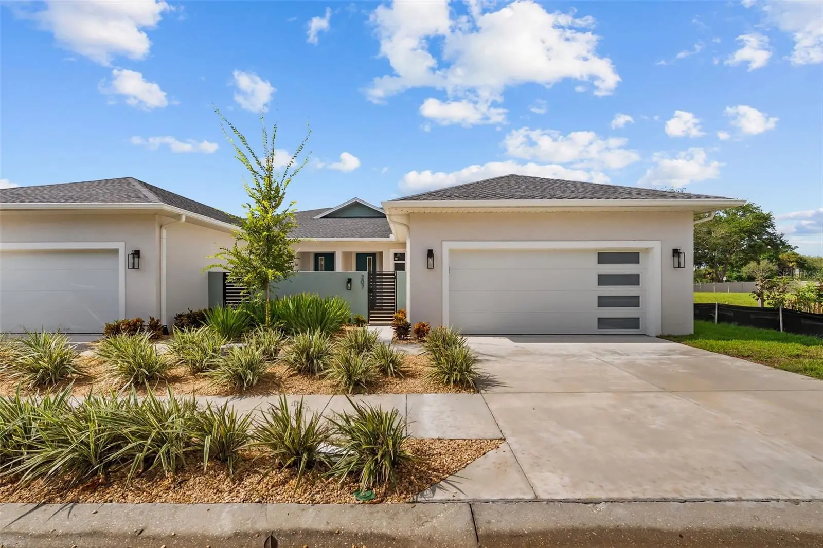 207 Athenian Way, FL