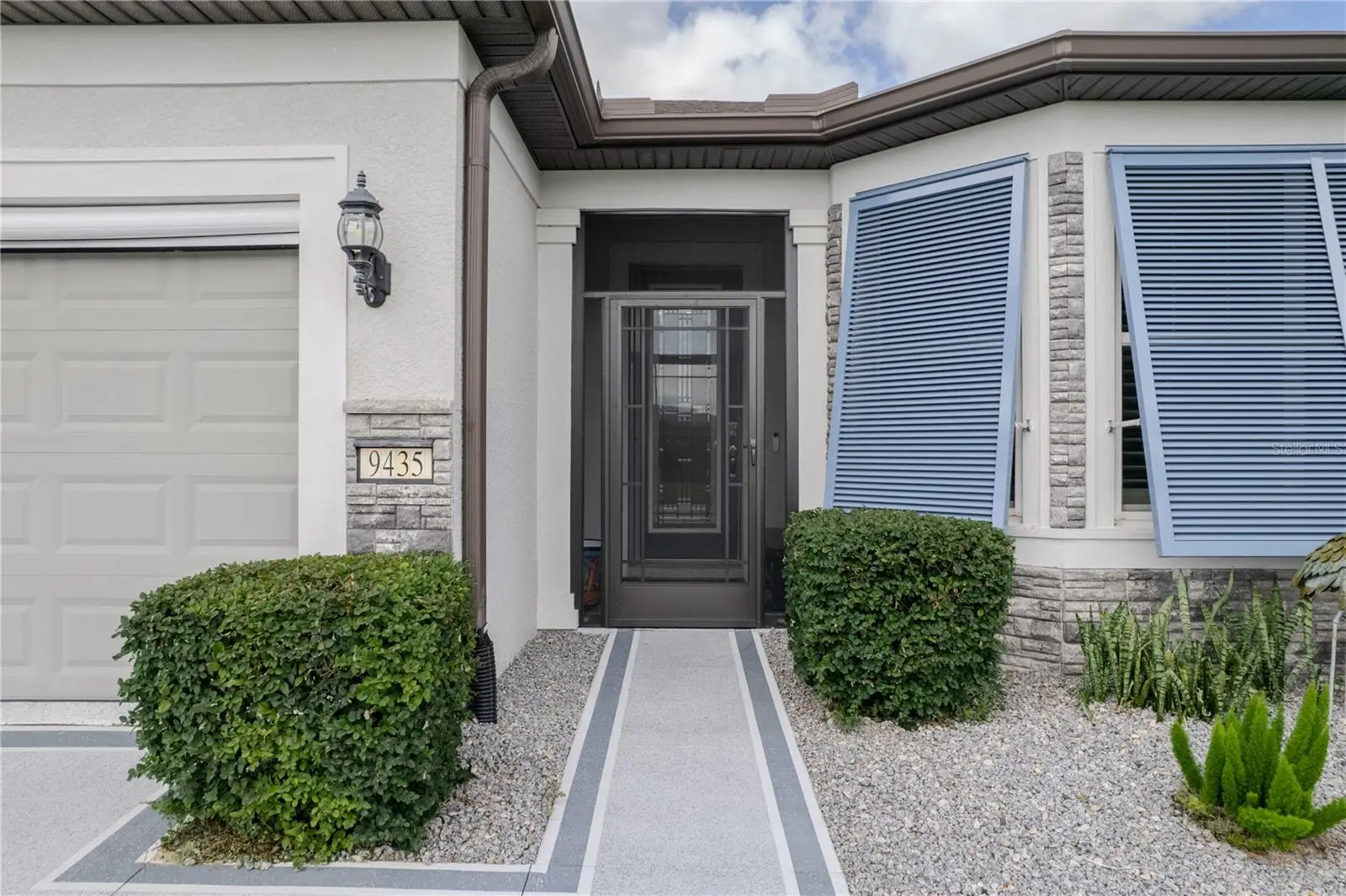 9435 52nd Loop, FL