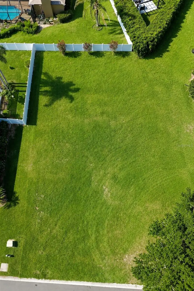 2116 Longleaf Circle, FL