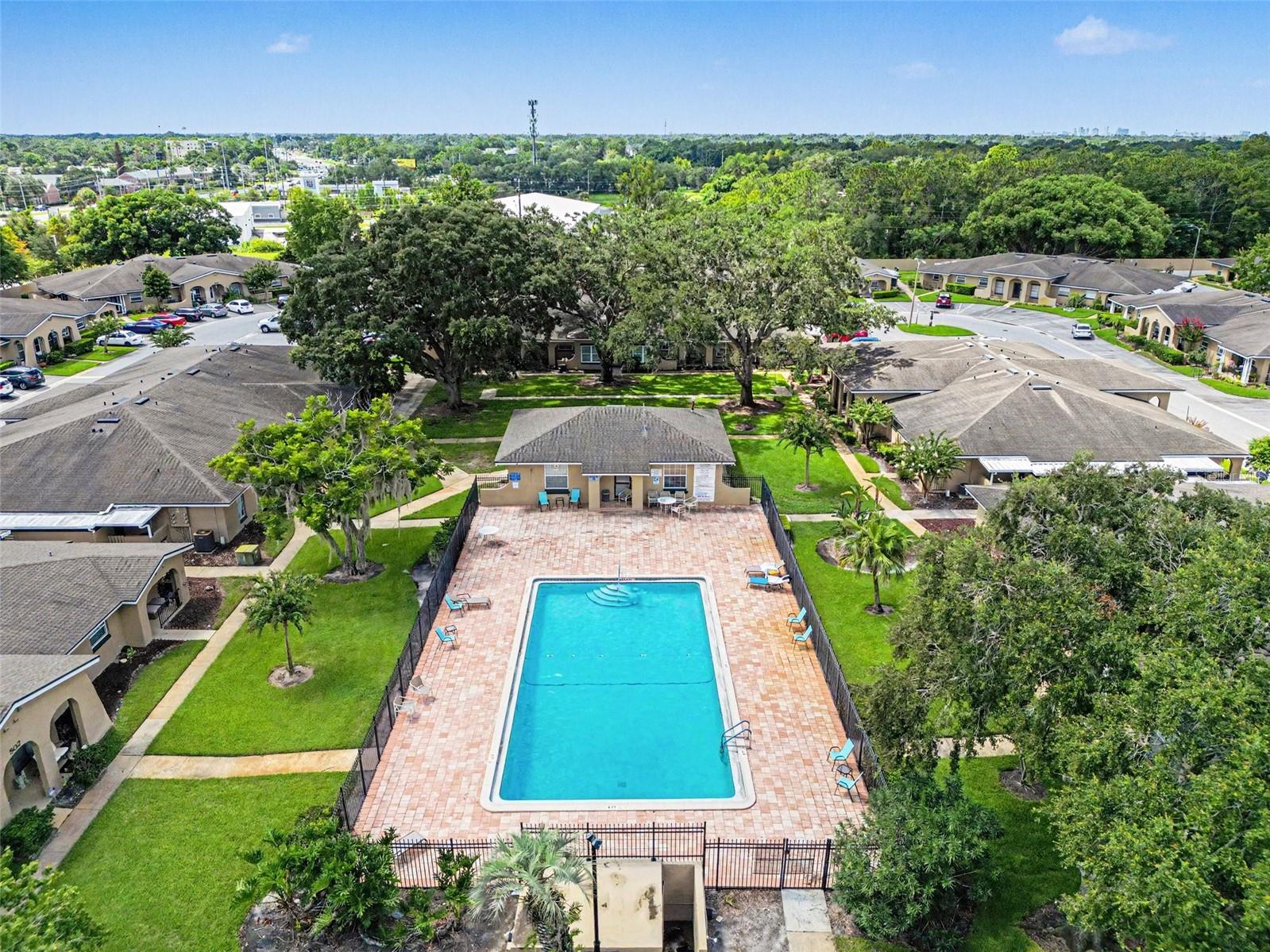 513 Polaris Loop, FL
