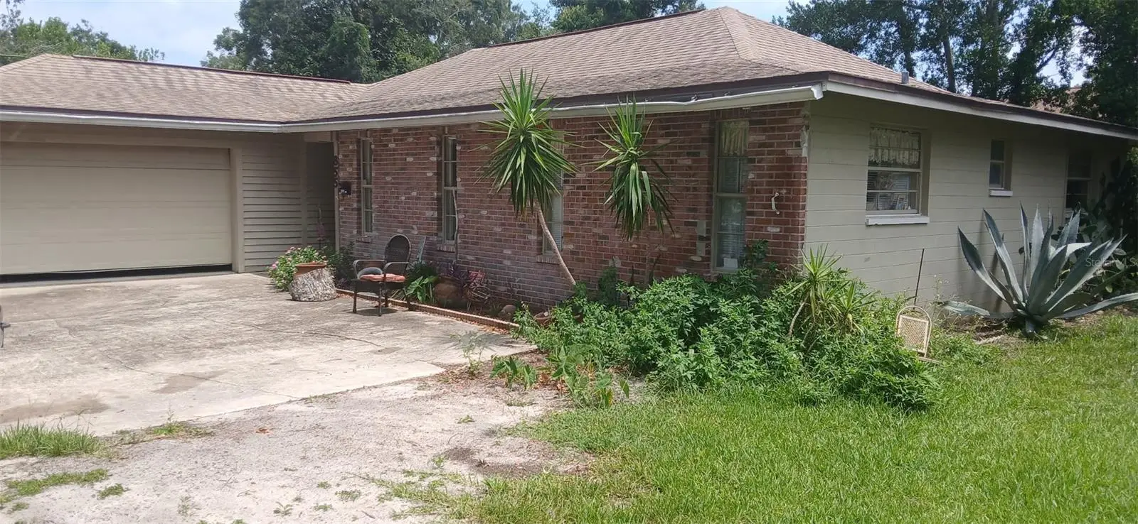 855 Ridgewood Avenue, FL