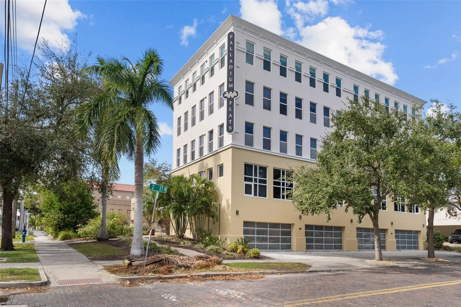 205 5th Avenue, FL