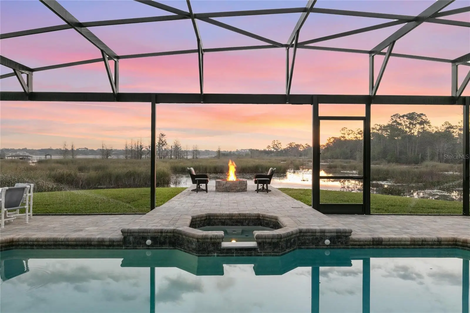 655 Caledonia Place, FL