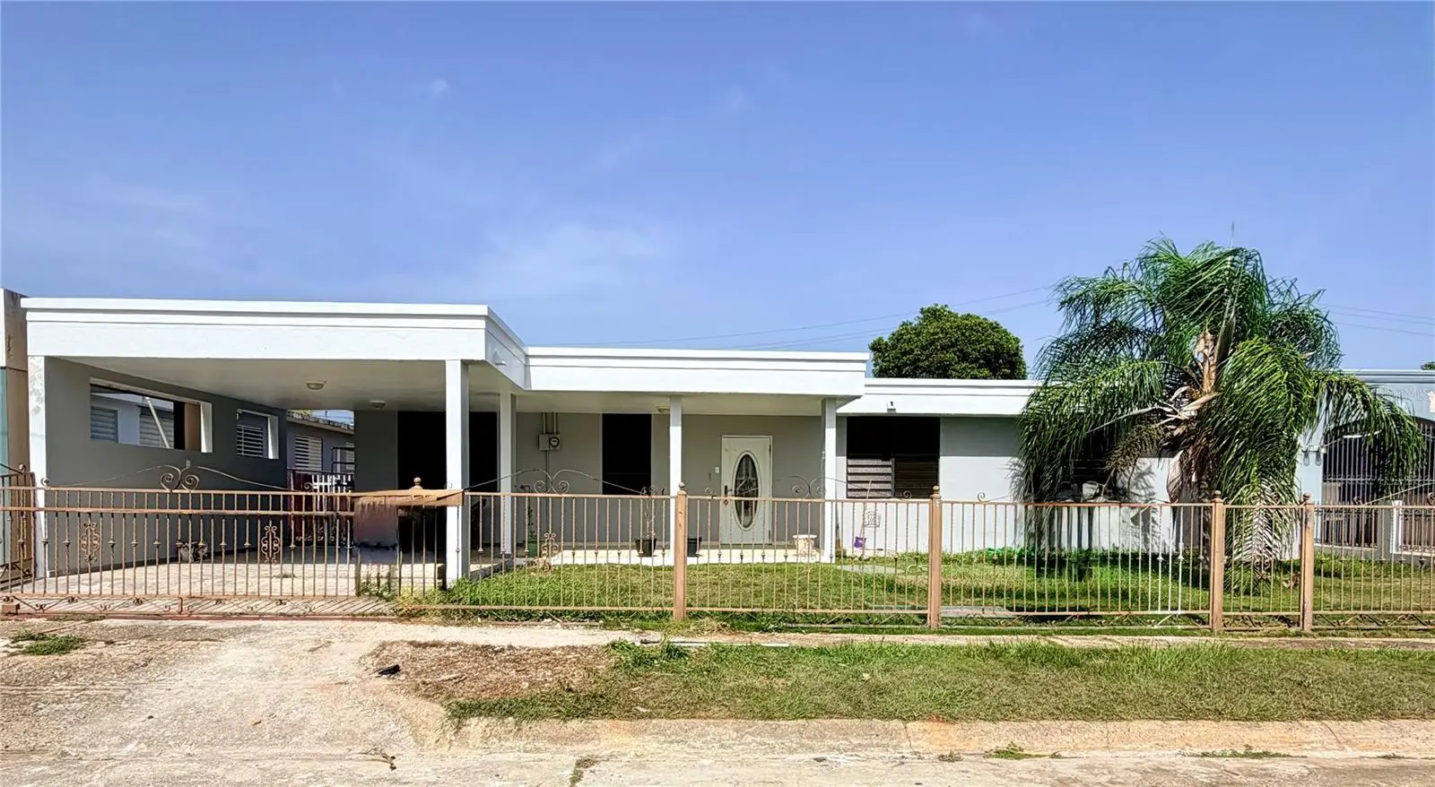 #131 Calle Harrison Base Ramey, PR