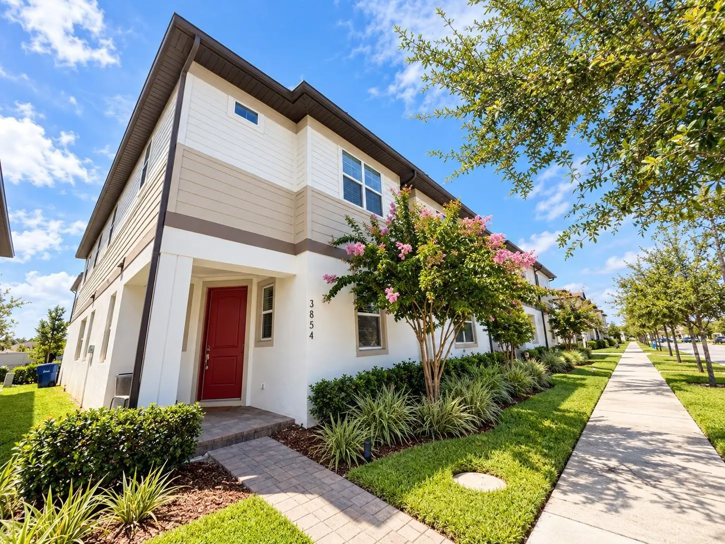 3854 Knotty Pine Street, FL