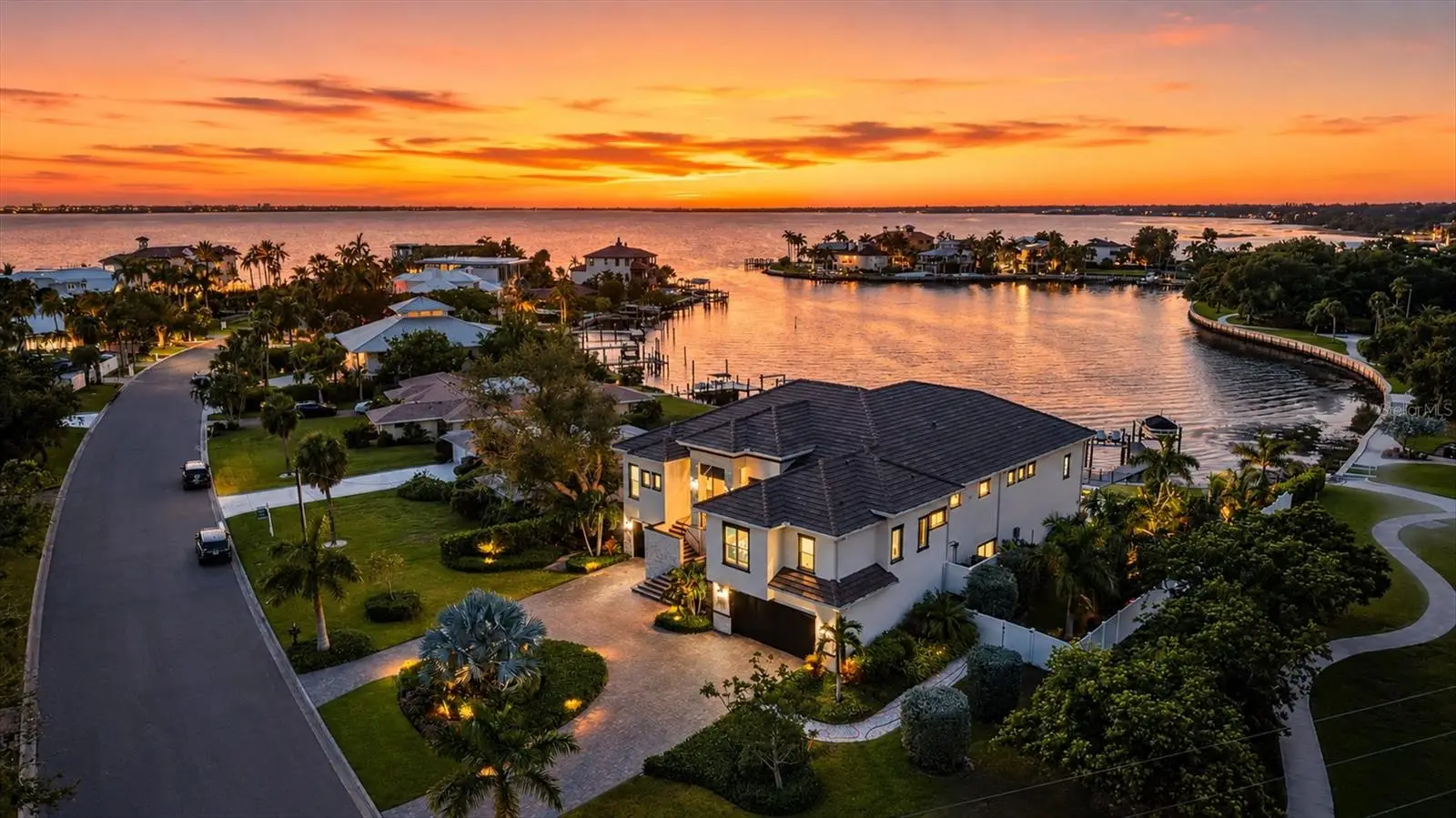 387 Shore Drive, FL