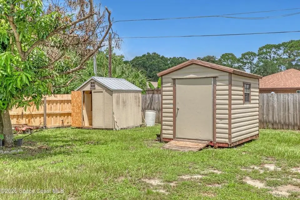 1671 Charles Boulevard, FL