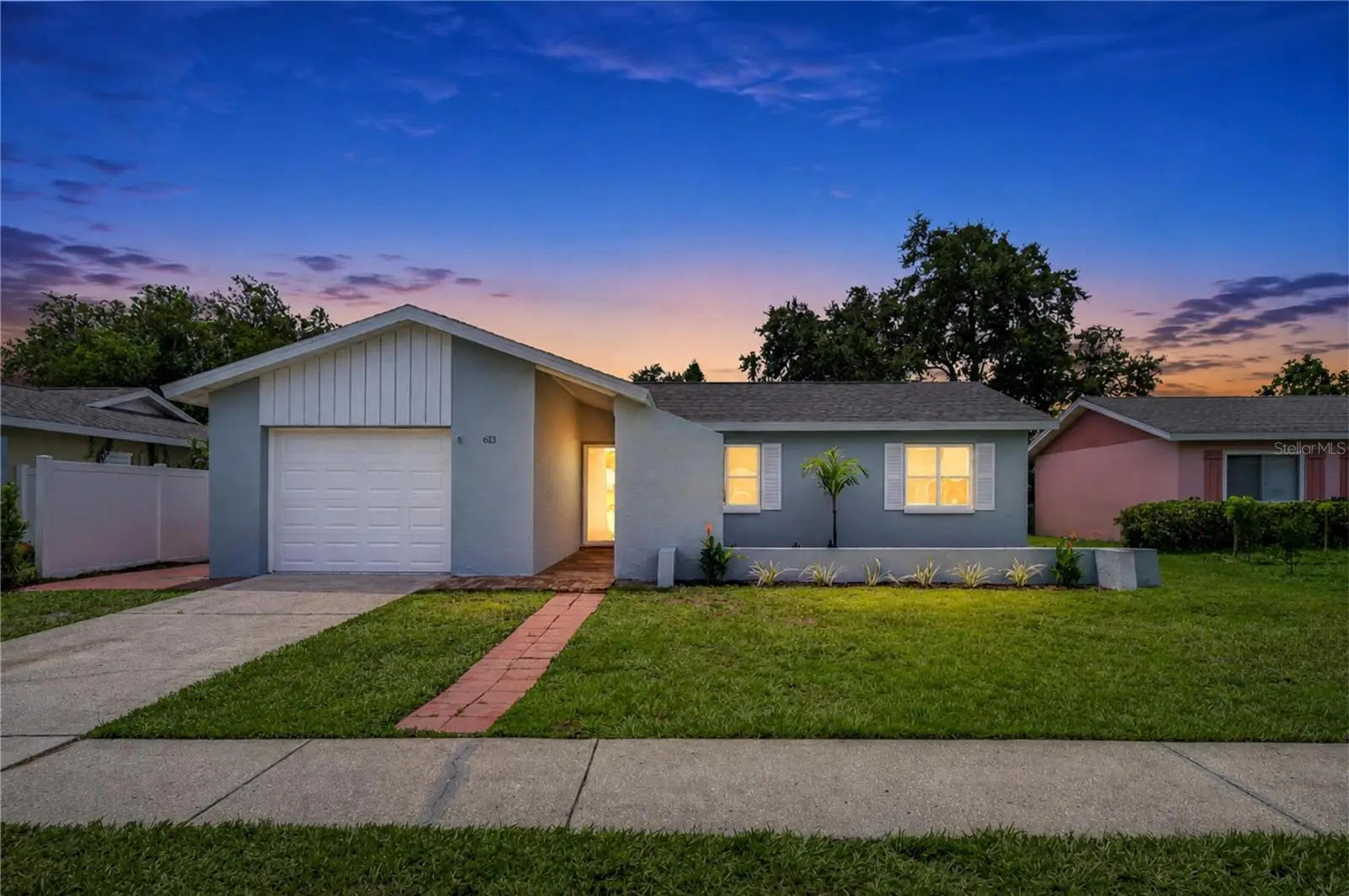 613 5th Avenue, FL