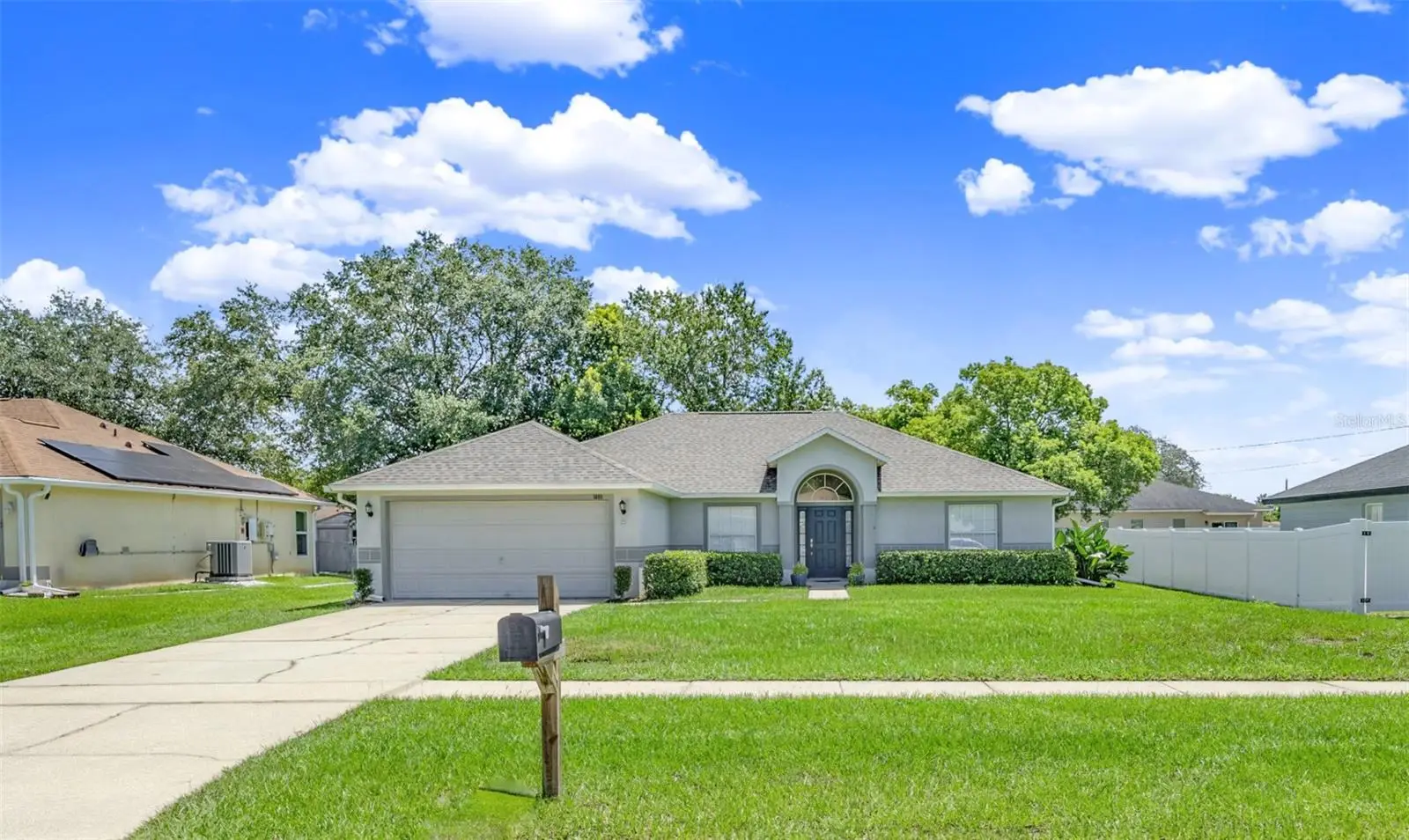 1699 Fruitland Drive, FL