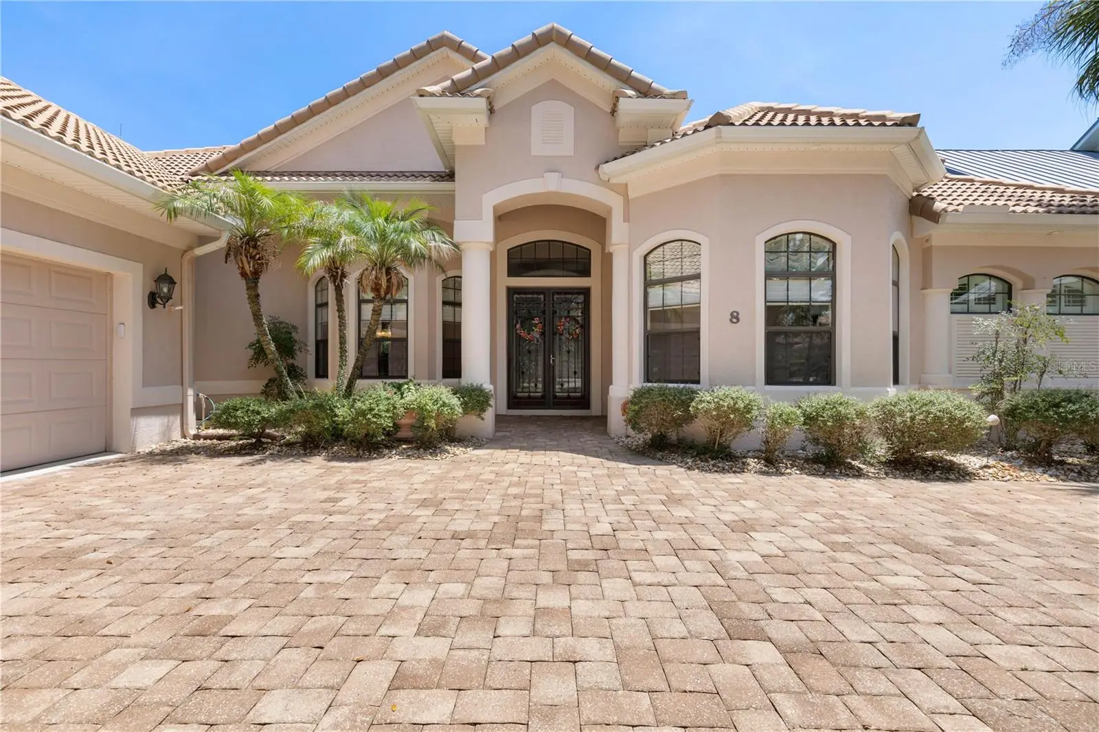 8 Waterview Drive, FL