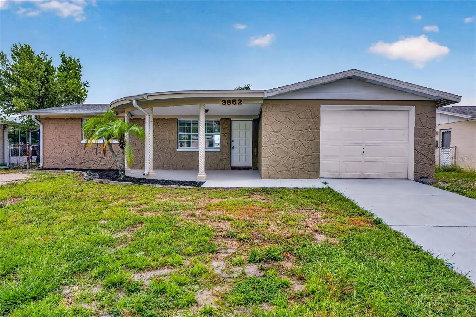 3852 Sunray Drive, FL