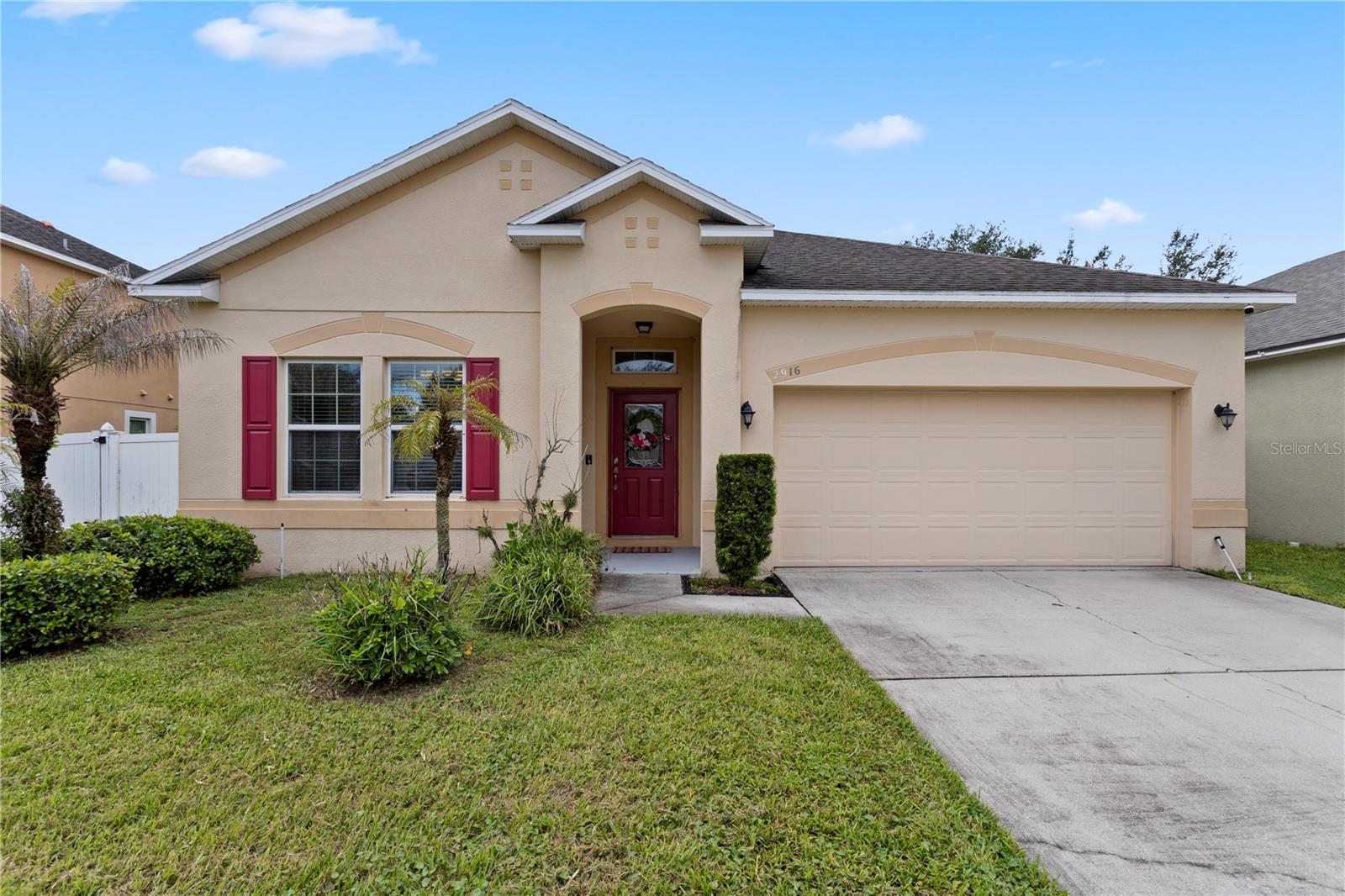 2916 Moonstone Bend, FL