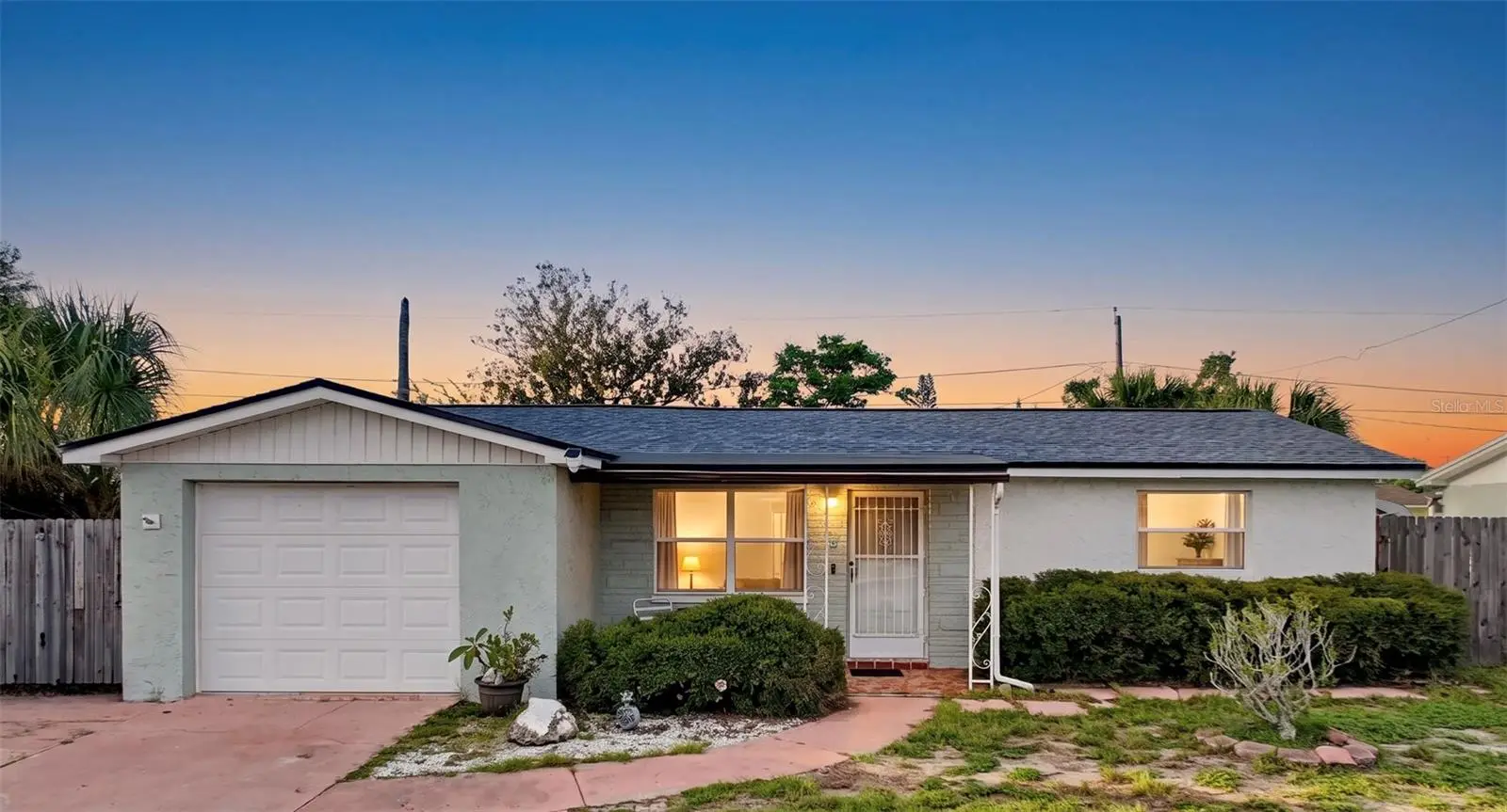 3649 Holiday Lake Drive, FL