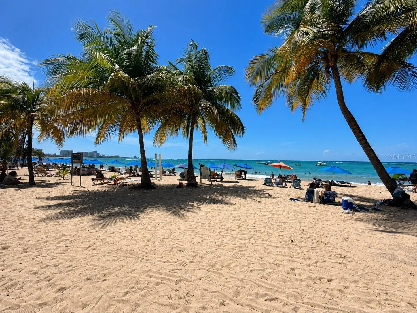 6165 Ave. Isla Verde, PR