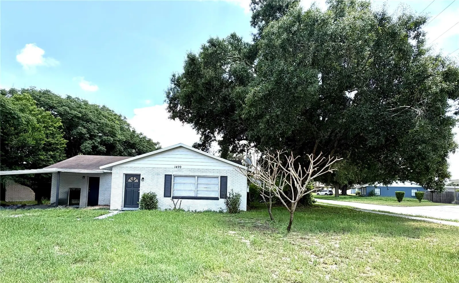 1499 Avenue E, FL