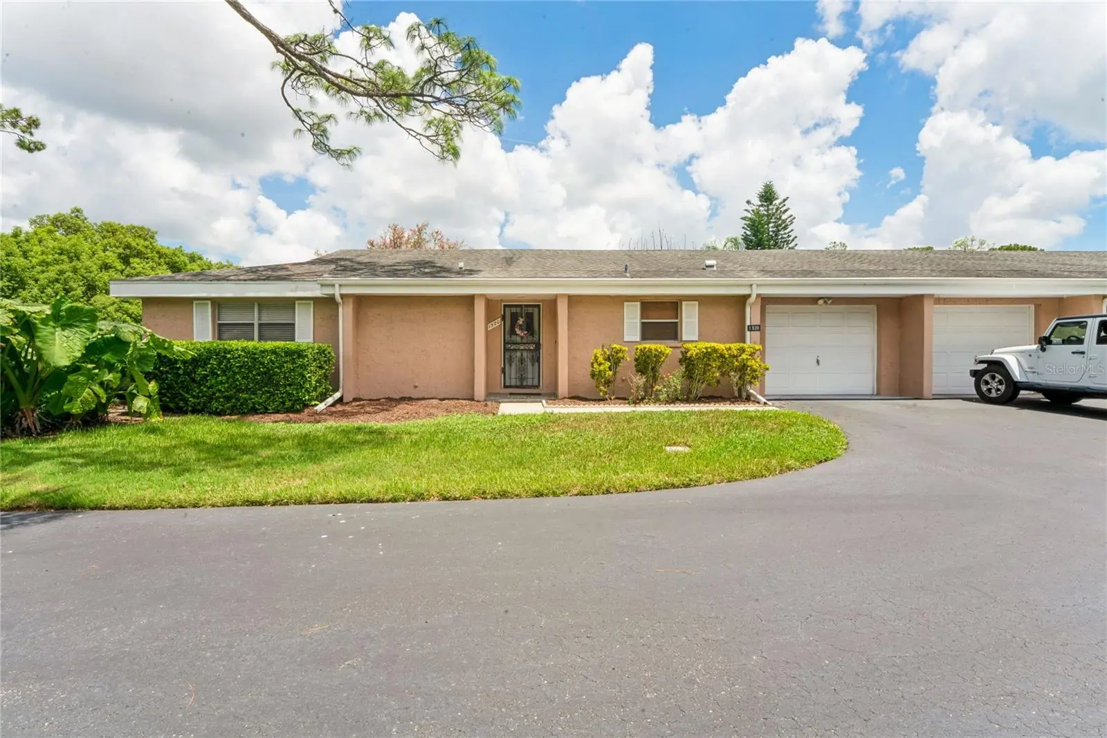 1520 Palmer Court, FL