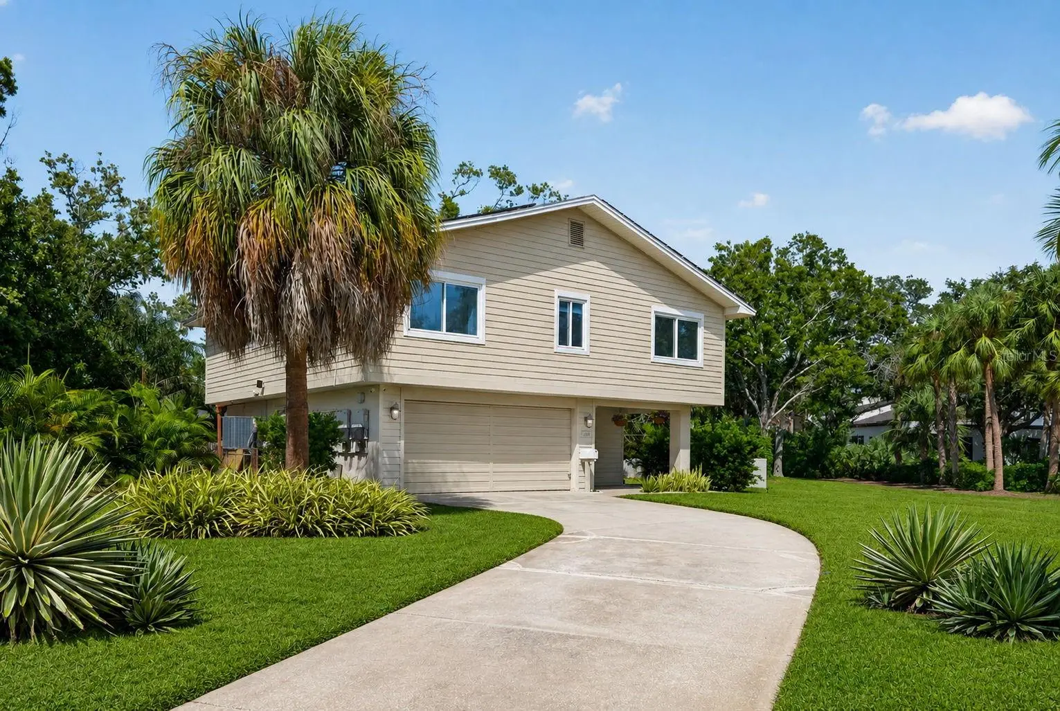 1300 Pleasant Way, FL