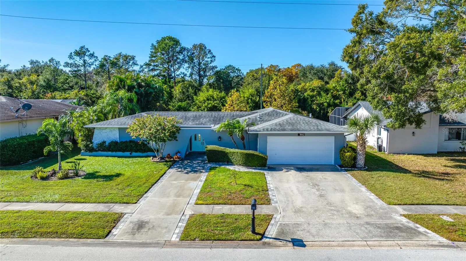1862 Del Robles Drive, FL