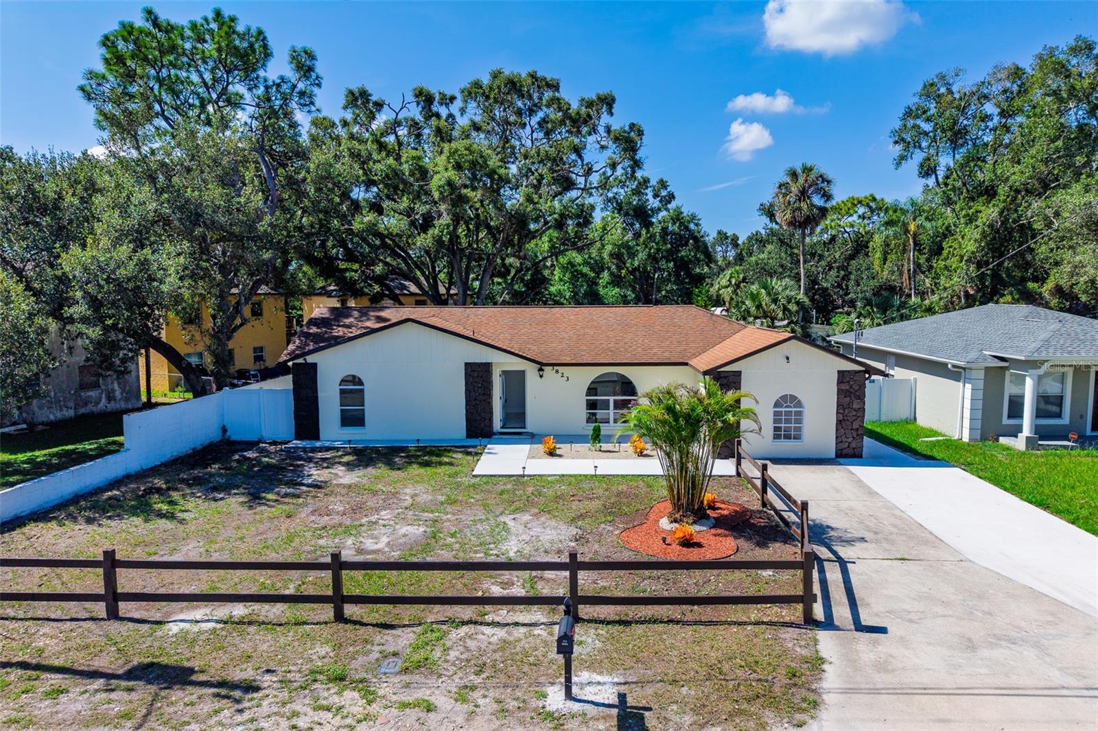3823 Norfolk Street, FL