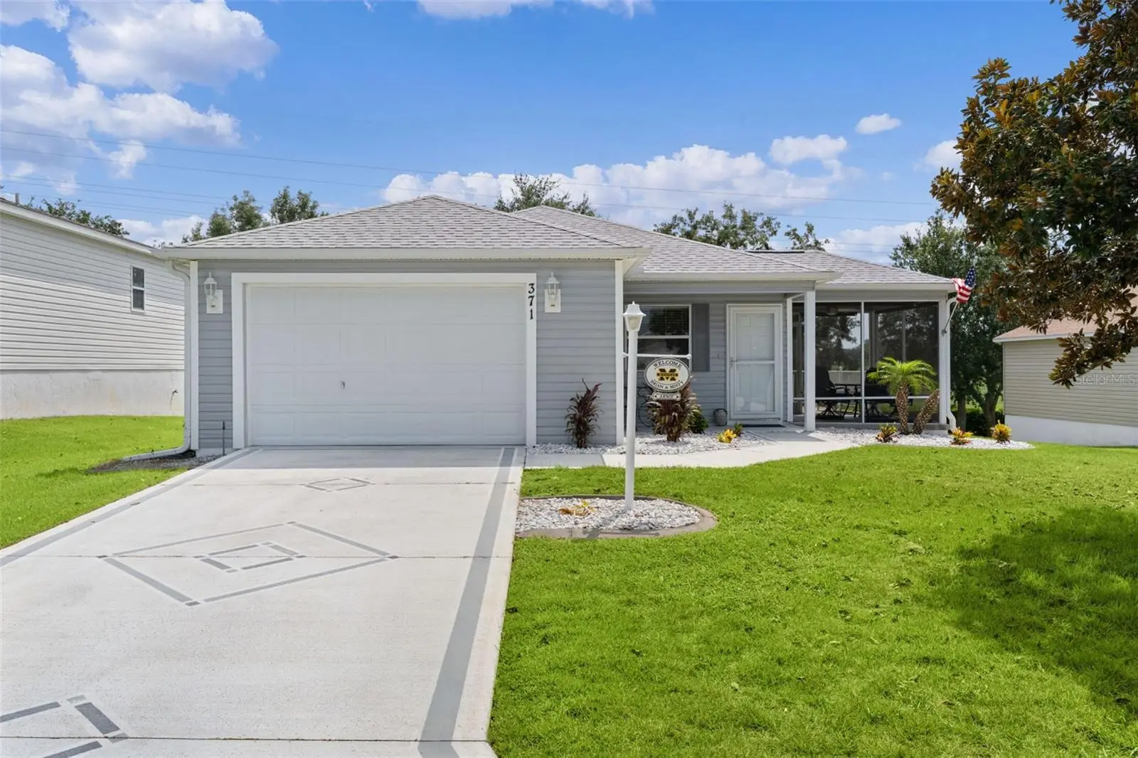 371 Arbella Loop, FL