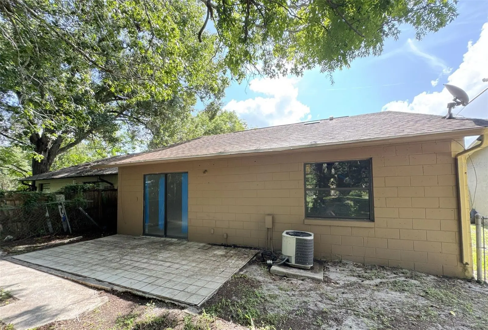 762 Kings Cove Court, FL