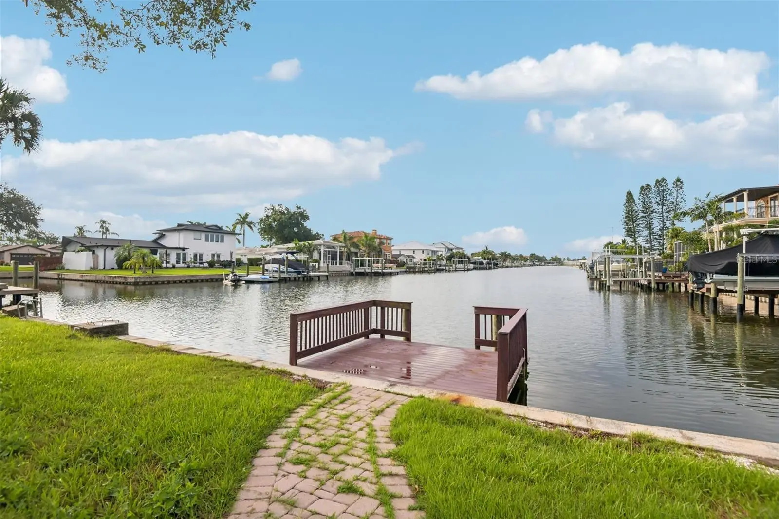 4008 Dana Shores Drive, FL