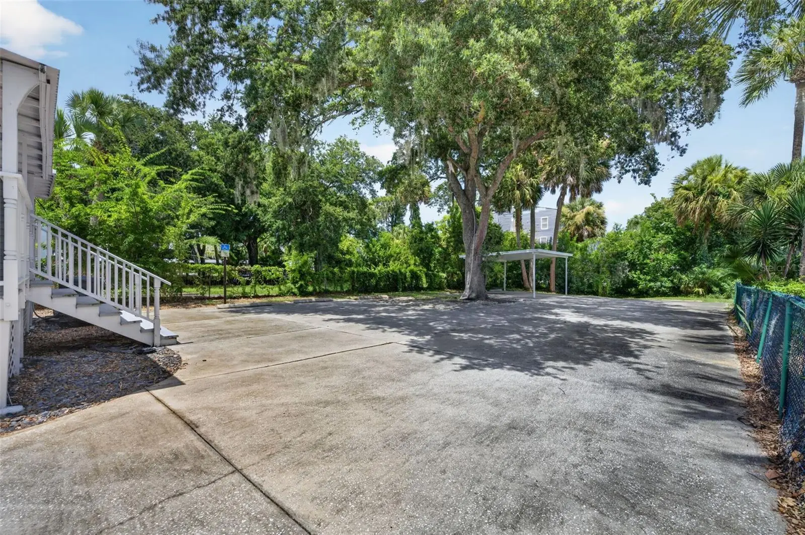 339 Ridgewood Avenue, FL