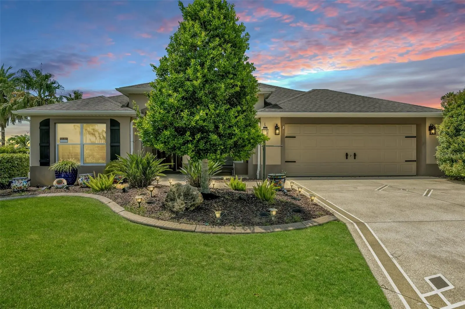1885 Oakcrest Path, FL