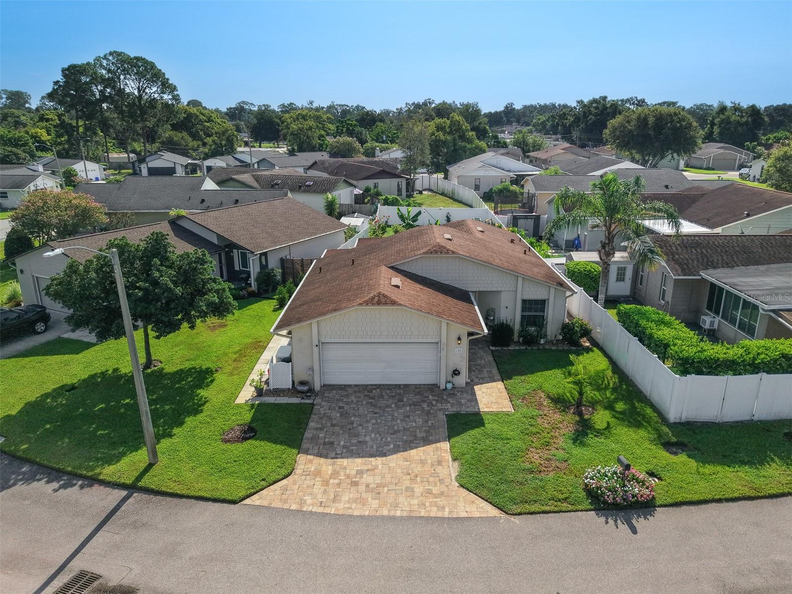 145 Mayfair Court, FL