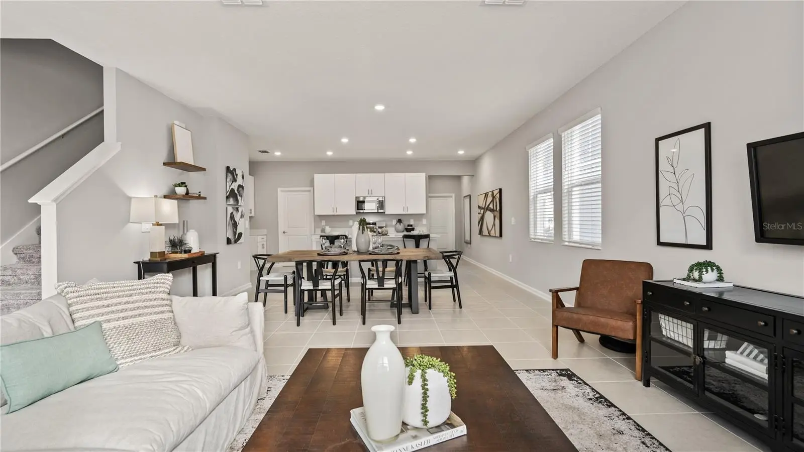1812 Rider Rain Lane, FL