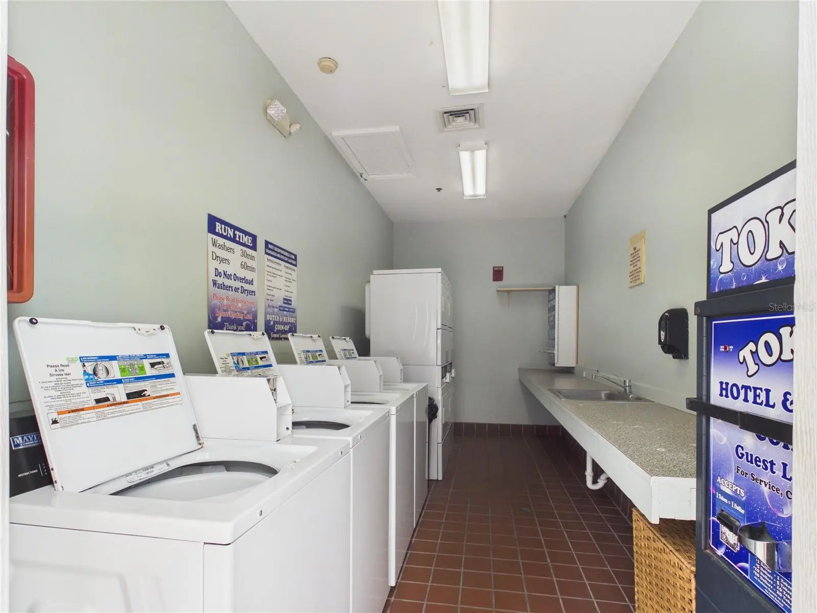 3100 Parkway Boulevard, FL