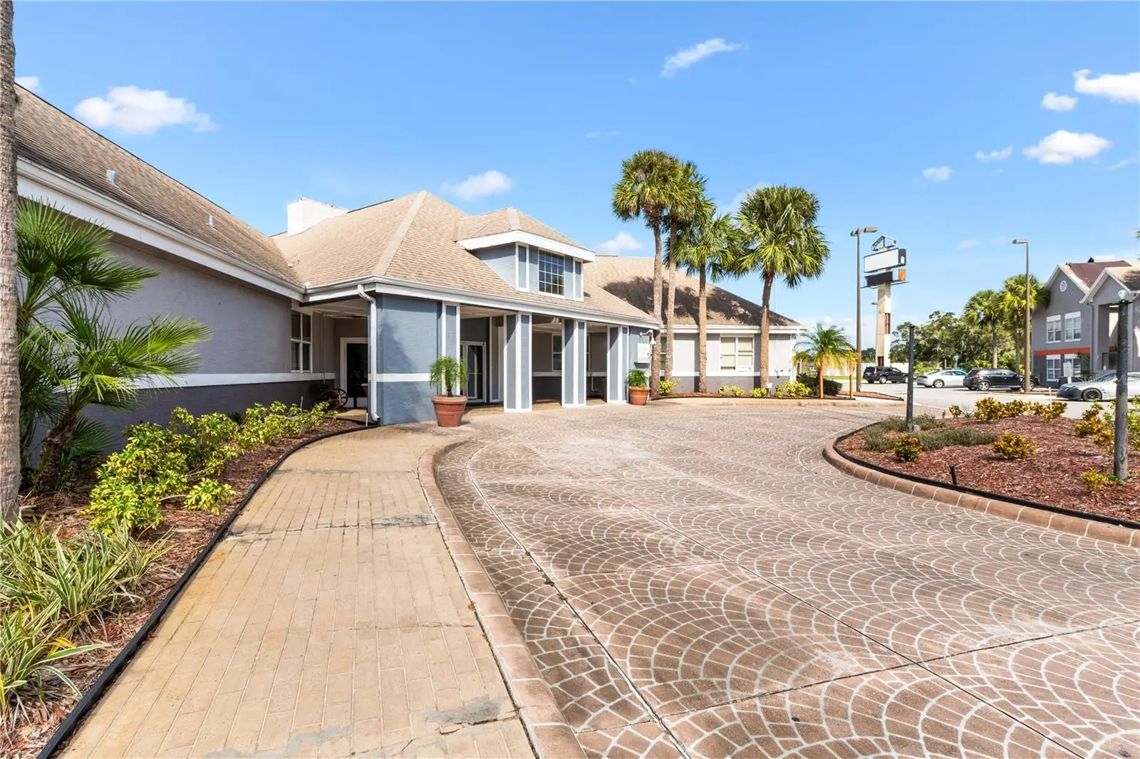 3100 Parkway Boulevard, FL