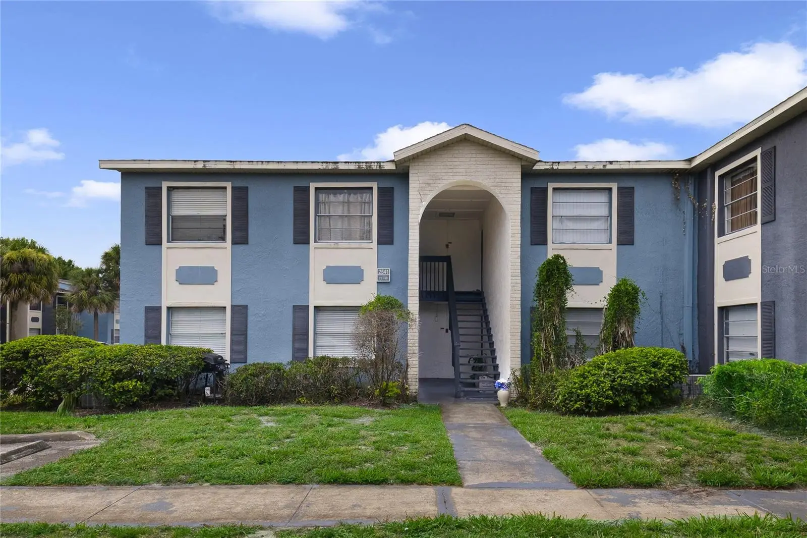 2541 Alafaya Trail, FL