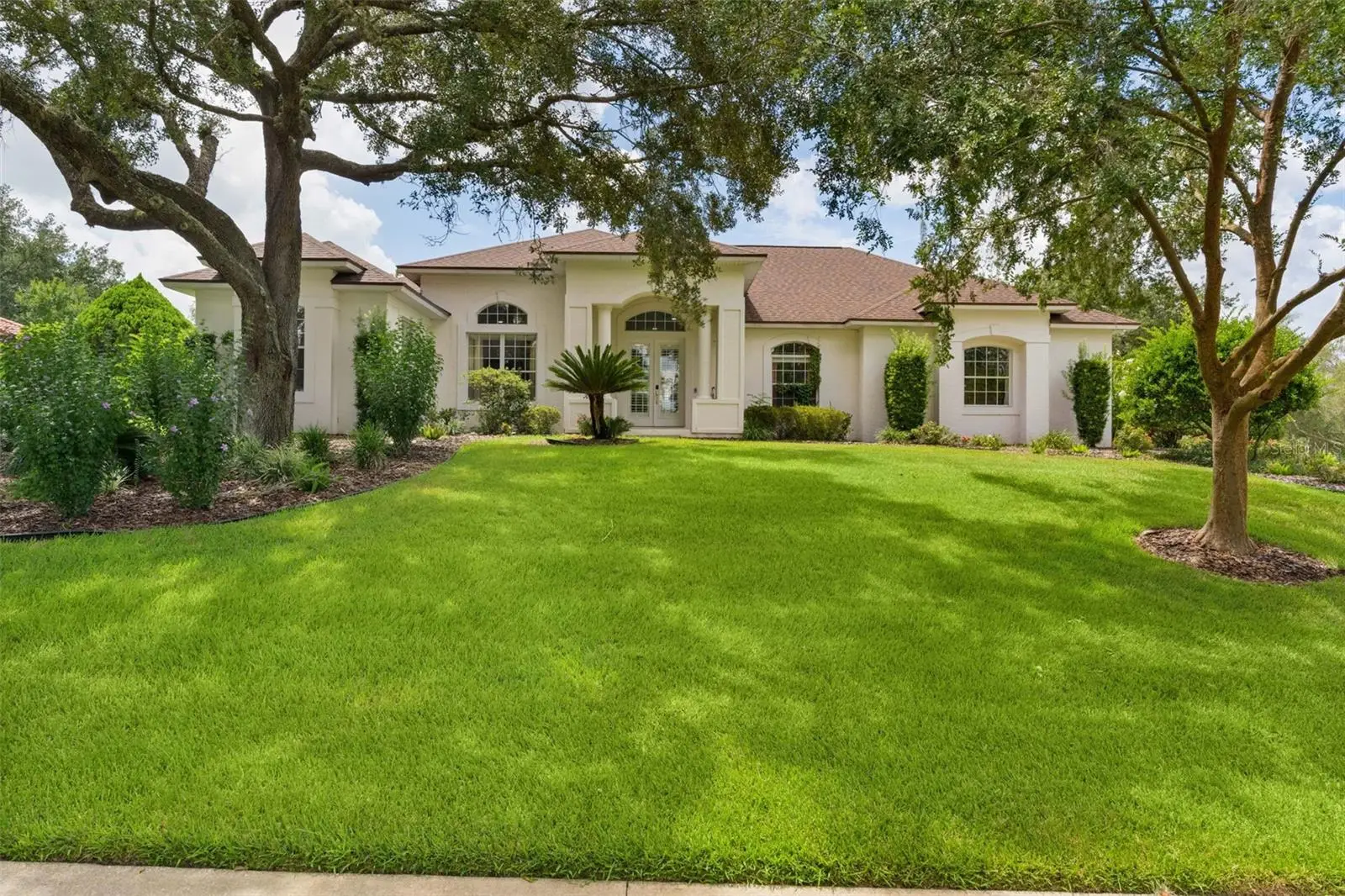 39407 Treeline Drive, FL