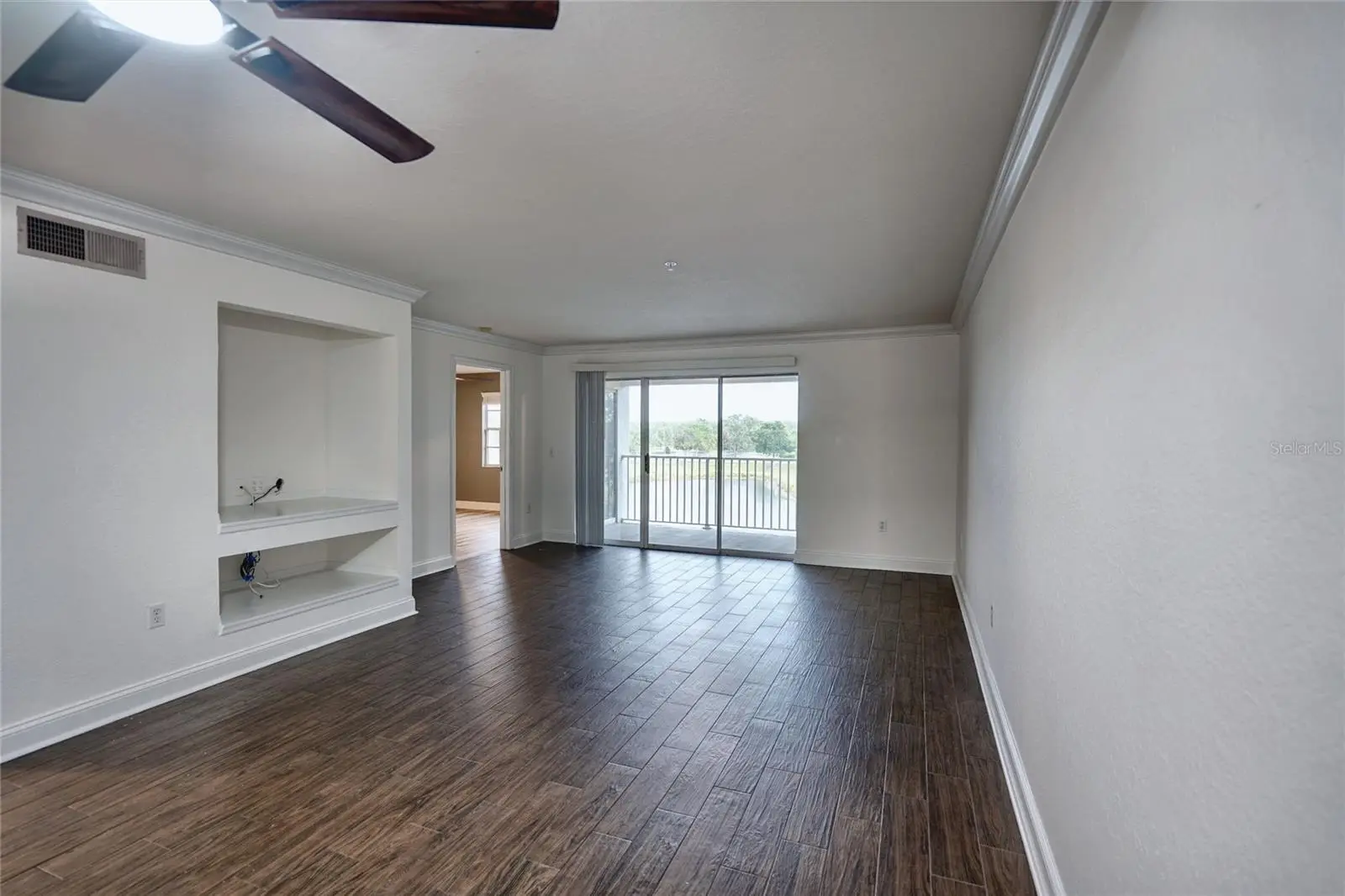 13815 Fairway Island Drive, FL