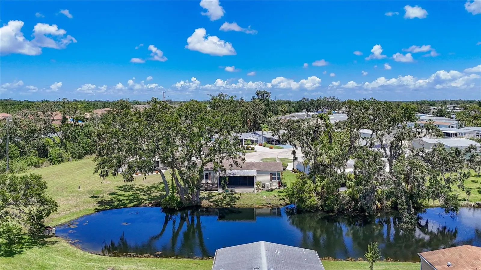 89 Whipporwill Court, FL