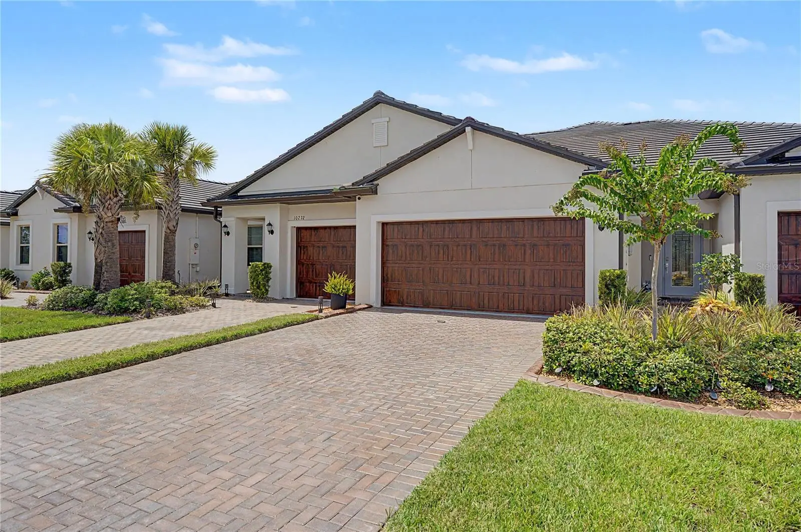 10228 Echo Dock Loop, FL
