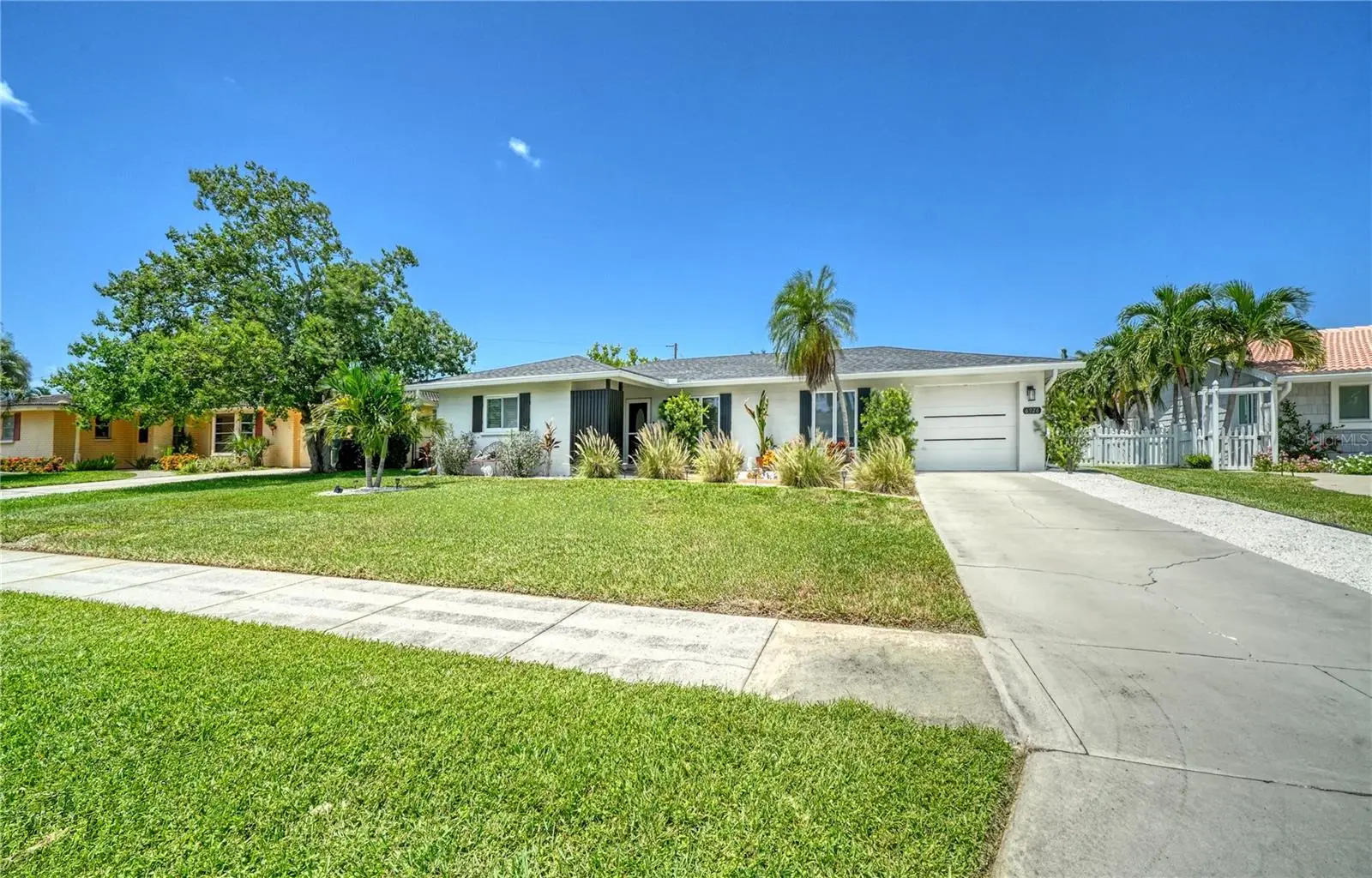 SARASOTA, FL